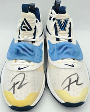 Giannis Antetokounmpo Autographed 2021 Player Exclusive (PE) Promo Kentucky White Nike Zoom Freak 3 NCAA Shoes Size 16 (With Box) Beckett BAS Witness #3W396849 & #3W396850