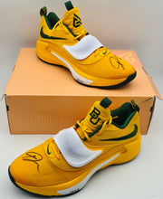 Giannis Antetokounmpo Autographed 2021 Player Exclusive (PE) Promo Baylor White Nike Zoom Freak 3 NCAA Shoes Size 16 (No Box) Beckett BAS Witness #3W396929 & #3W396930