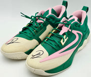 Giannis Antetokounmpo Autographed 2022 Player Exclusive (PE) Promo Michigan State White Nike Zoom Freak 4 NCAA Shoes Size 16 (With Box) Beckett BAS Witness #3W396969 & #3W396970