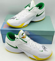 Giannis Antetokounmpo Autographed Blue Nike Zoom Freak 4 Shoes Bucks Size 17 (With Box) Beckett BAS Witness #3W396716 & #3W396717
