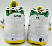 Giannis Antetokounmpo Autographed Blue Nike Zoom Freak 4 Shoes Bucks Size 17 (With Box) Beckett BAS Witness #3W396716 & #3W396717