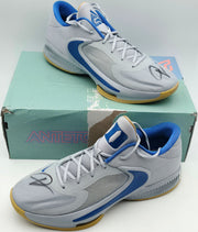 Giannis Antetokounmpo Autographed Nike Zoom Freak 2 Shoes Bucks Size 17 (No Box) Beckett BAS Witness #3W395059 & #3W395060