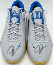 Giannis Antetokounmpo Autographed Nike Zoom Freak 2 Shoes Bucks Size 17 (No Box) Beckett BAS Witness #3W395059 & #3W395060