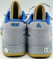 Giannis Antetokounmpo Autographed Nike Zoom Freak 2 Shoes Bucks Size 17 (No Box) Beckett BAS Witness #3W395059 & #3W395060