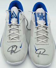 Giannis Antetokounmpo Autographed Nike Zoom Freak 3 Shoes Bucks Size 17 (No Box) Beckett BAS Witness #3W396895 & #3W396896