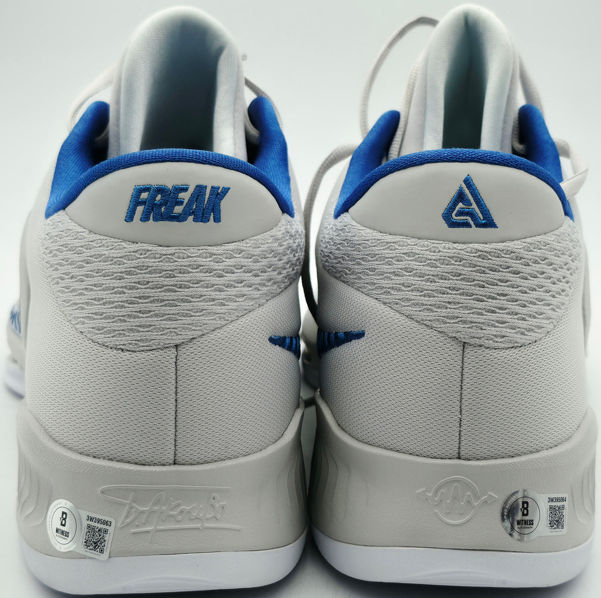 Giannis Antetokounmpo Autographed Nike Zoom Freak 3 Shoes Bucks Size 17 (No Box) Beckett BAS Witness #3W396895 & #3W396896