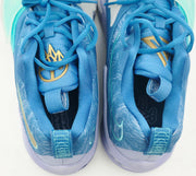Giannis Antetokounmpo Autographed 2022 Player Exclusive (PE) Promo Oregon Yellow Nike Zoom Freak 4 NCAA Shoes Size 17 (With Box) Beckett BAS Witness #3W396652 & #3W396653