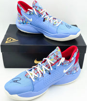 Giannis Antetokounmpo Autographed Blue Nike Zoom Freak 3 Shoes Bucks Size 16 (No Box) Beckett BAS Witness #3W395131 & #3W395132