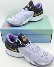 Giannis Antetokounmpo Autographed 2022 Player Exclusive (PE) Promo Black Nike Zoom Freak 4 Royale Shoes Bucks Size 17 Beckett BAS Witness Stock #252724