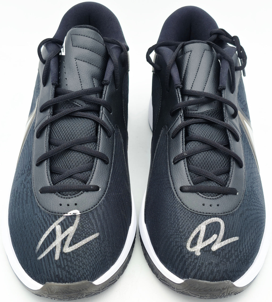 Giannis Antetokounmpo Autographed 2024 Player Exclusive (PE) Promo Silver Zoom Freak 6 EP Shoes Bucks Size 17 Beckett BAS Witness Stock #252737