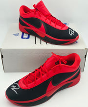 Giannis Antetokounmpo Autographed 2019 Player Exclusive (PE) Promo White Nike Zoom Freak 1 Shoes Bucks Size 17 Beckett BAS Witness Stock #252757