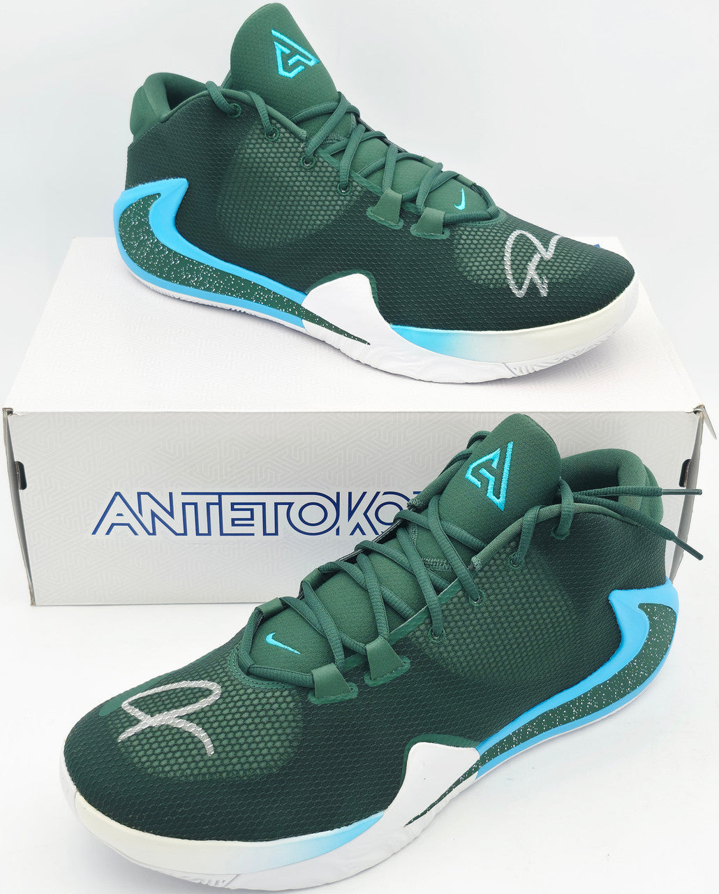 Giannis Antetokounmpo Autographed 2021 Player Exclusive (PE) Promo Black Nike Zoom Freak 3 Shoes Bucks Size 17 Beckett BAS Witness Stock #252760