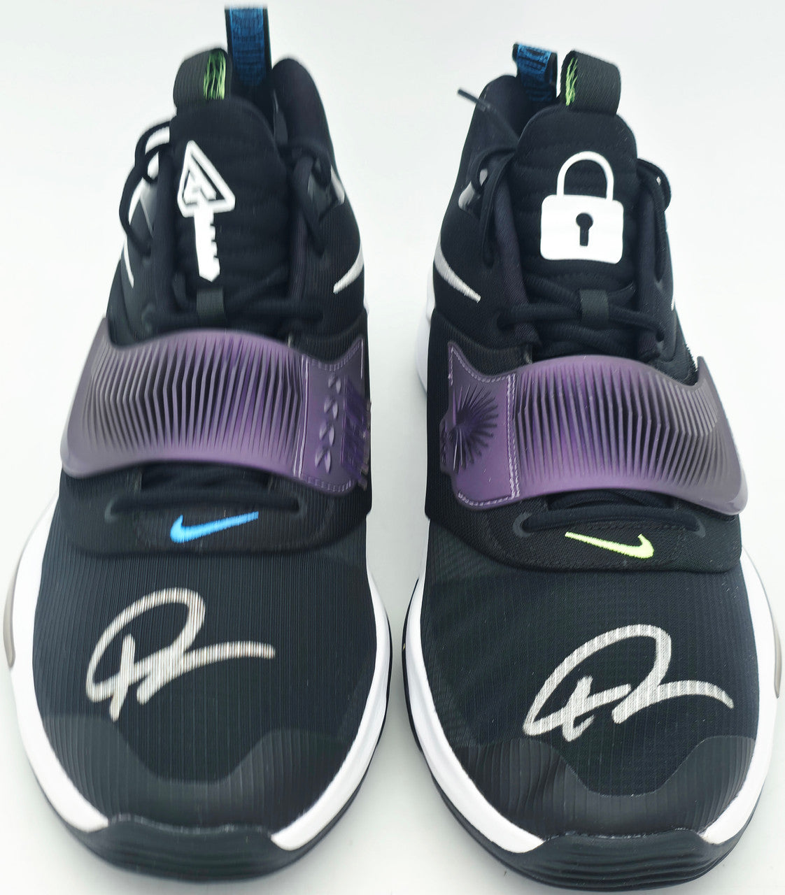 Giannis Antetokounmpo Autographed 2021 Player Exclusive (PE) Promo Black Nike Zoom Freak 3 NRG Shoes Bucks Size 17 Beckett BAS Witness Stock #252761