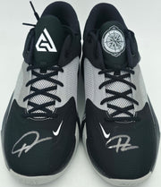 Giannis Antetokounmpo Autographed 2021 Player Exclusive (PE) Promo Baylor Gold Nike Zoom Freak 3 NCAA Shoes Size 17 (With Box) Beckett BAS Witness #3W396622 & #3W396623