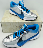 Giannis Antetokounmpo Autographed 2023 Player Exclusive (PE) Promo Blue Nike Zoom Freak 5 Shoes Bucks Size 17 Beckett BAS Witness Stock #252700