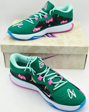 Giannis Antetokounmpo Autographed 2023 Player Exclusive (PE) Promo Black Nike Zoom Freak 5 Shoes Bucks Size 17 Beckett BAS Witness Stock #252706
